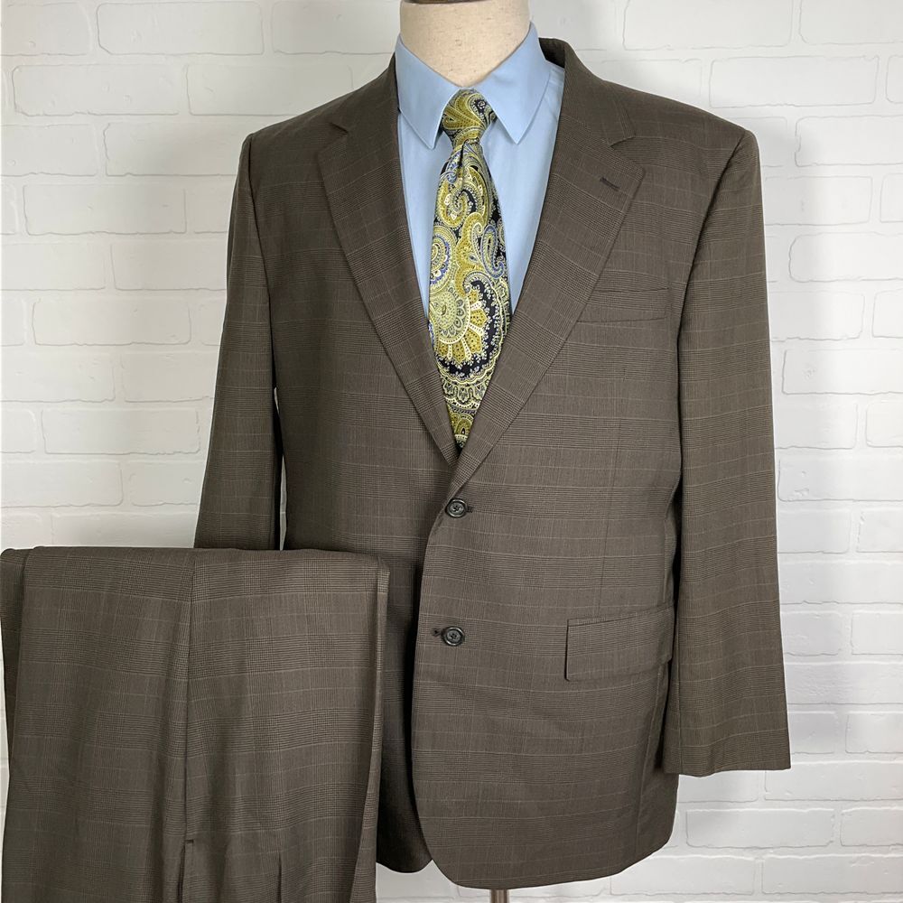 Jos. A Bank Suit Men 43R 36W 28L Brown Plaid Wool Classic Fit Career Wool 2pc